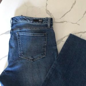 Kut from the Cloth Reese Ankle Straight Leg Jean